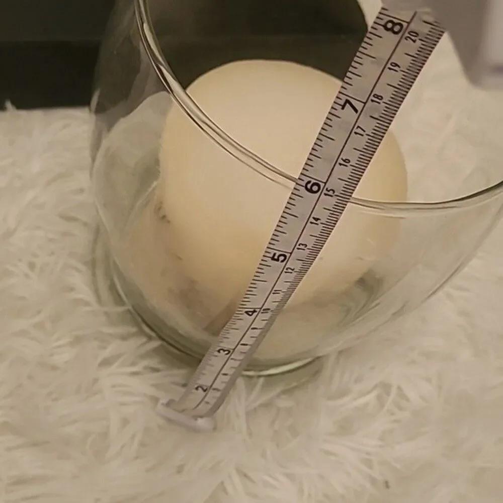 Candle and glass decor home accent bundle decoration  2 pieces set clear white